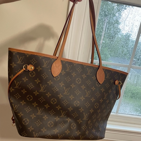 Handbags - Monogram tote